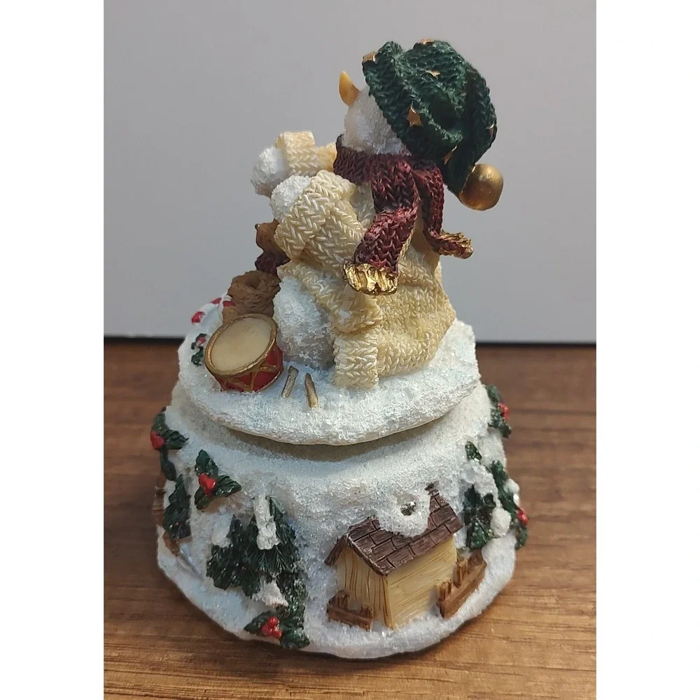 MUSICAL CHRISTMAS WIND UP SNOWMAN FIGURINE 